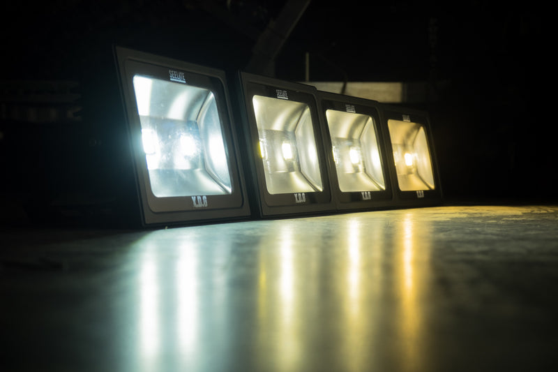 Load image into Gallery viewer, 100W TRUEWarm LED Flood Light w/ XD Glass
