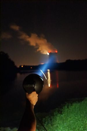 Load image into Gallery viewer, SeeLite Hand Held Spotlight
